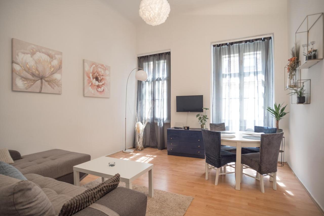 Magnolia Apartment Загреб Экстерьер фото